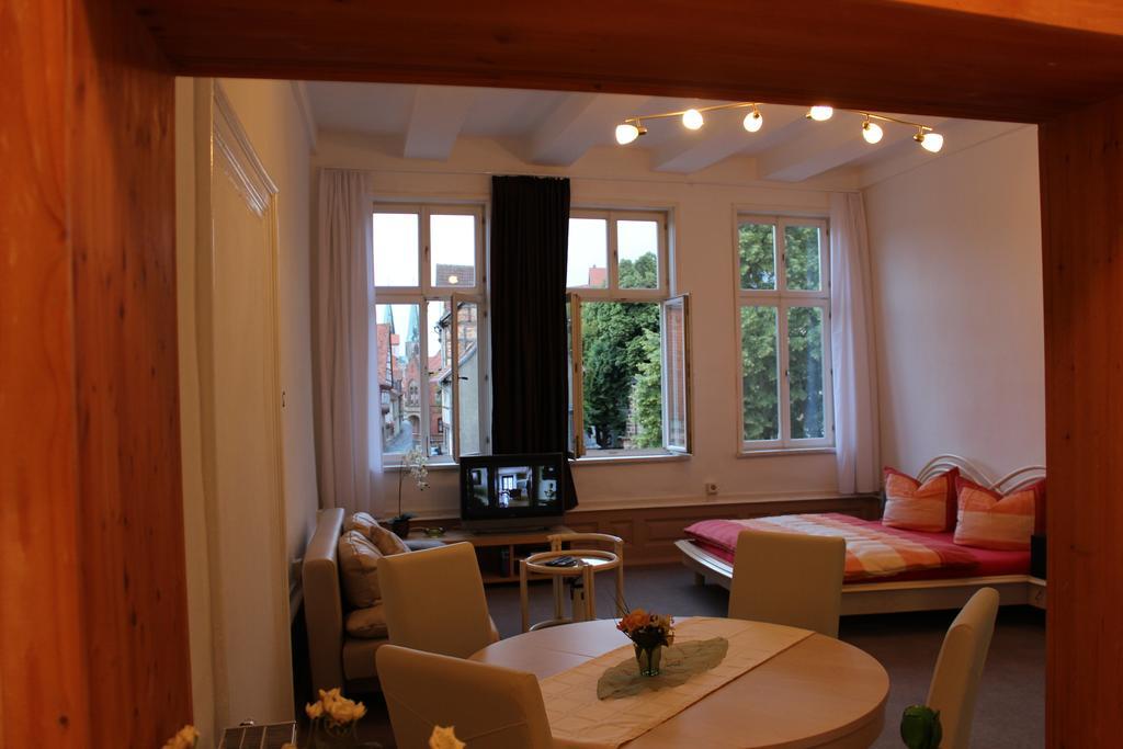 Das Nest In Quedlinburg Bilik gambar